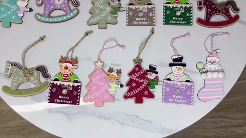 Wooden Christmas Tree Ornaments Set of 3 Winter Farmhouse Xmas Wreath Decor Hanging Tree Crafts Holiday Christmas Decorations for Tree Home Office