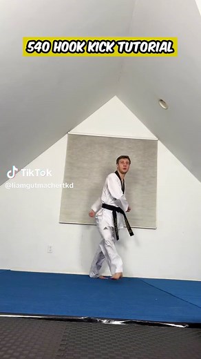 540 Hook Kick Tutorial - Mastering the Spinning Technique