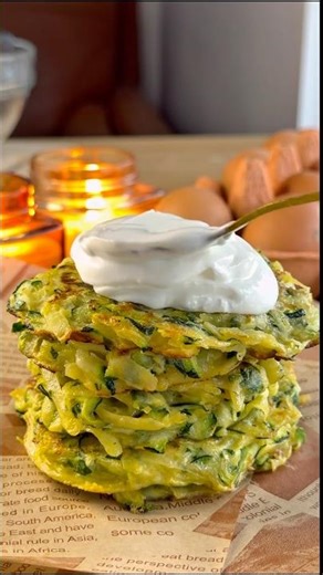 The best zucchini potato fritters you’ll ever try 🥔🥒