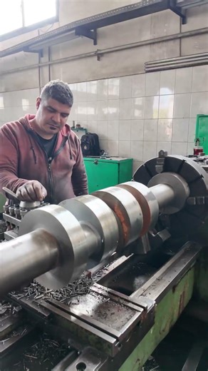 Machining a custom made crankshaft and using counterweights on the chuck to balance out 🔥 #engine