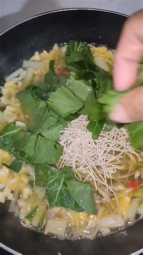 Tipid tips sa simple misua recipe Ang sahug scrambled eggs with pechay 🙏❤️ #cooking #filipinofood