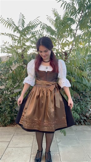 🇩🇪 Bayerische Tracht für Frauen (Dirndl) / Costum popular bavarez pentru femei 🇷🇴 #oktoberfest