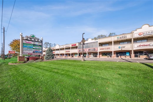 326 Us Highway 22, Green Brook, NJ 08812 - Green Brook Plaza | LoopNet