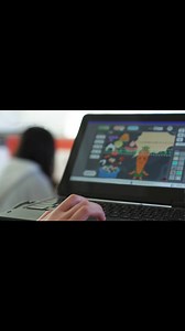 子供たちが自発的に課題を発見し、解決するアイデアと行動力を身につけるプログラマッピング。 プログラミング思考を育む授業内容をバリューアップしたいという先生方の思いを乗せて、エプソンの技術が活躍しています。 千葉県柏市立土小学校の様子をお届けします。 #エプソン #epson #省小精 #プログラマッピング #プログラミング教育 #プログラミング学習 #プログラミング #プロジェクター #projecter #GIGAスクール構想 #学校教育 #教育現場 #文教 #空間演出 | Epson