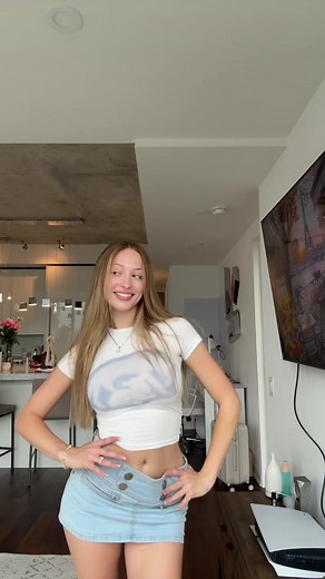 Sophia Diamond Singing Dun Dun - TikTok Compilation