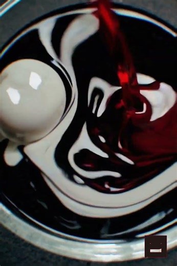 Chromatic Flow Loop — A Mesmerizing Dance of Color