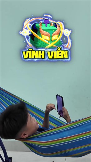 Chị ơi, chị ăn cơm chưa? Cuộc trò chuyện hài hước về Roblox