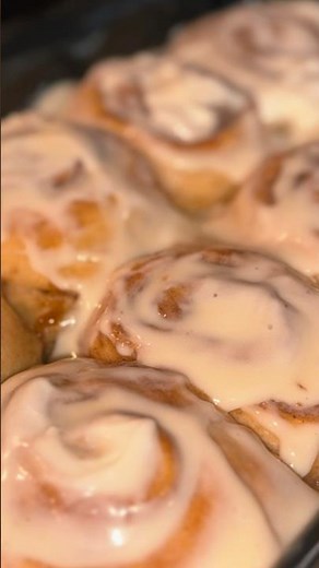 Viral Cinnamon Rolls with Heavy Cream 🔥