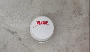 WiFi Water Leak Sensor Alarm: Smart Water Sensor, Wireless Water Leak Detector, Sound Alarm and App Alerts, Flood Detection for Home, Basement