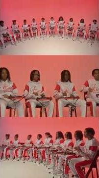 10 snare drummers and One Sound