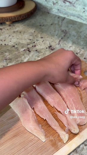 Delicious Mexican Milanesa de Pollo Recipe