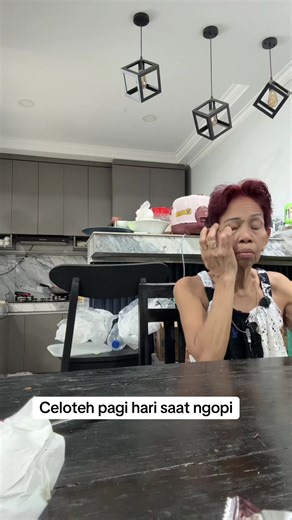 jangan terlalu serius, karena ini cuma contend