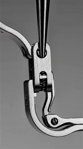 Still Locked #shorts #asmr #oddlysatisfying #tension #mechanical