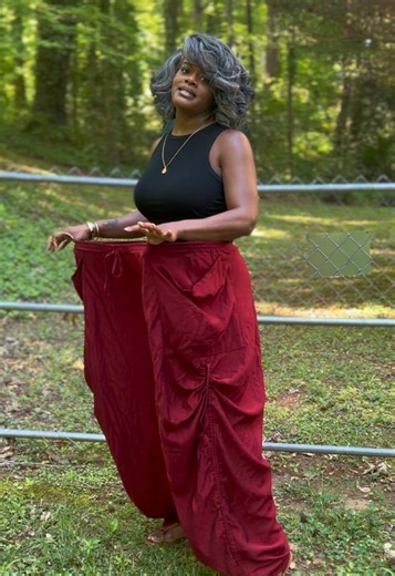 One of the most comfortable pair of pants I’ve had. #chiccurves #casualwear #affordablefashion #everydaywear #womenswear