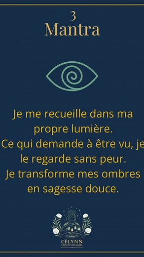 ✨ Le pouvoir d’un mantra ✨ Les mots ont une vibration. Quand ils sont choisis avec intention, ils deviennent des clés qui ouvrent l’espace de la paix intérieure, de la transformation et de la guérison. Chaque lundi, je te propose un mantra doux et puissant, comme une caresse pour l’âme, pour t’aider à te recentrer, t’ancrer, te reconnecter à ton énergie. Laisse ces mots s’imprégner doucement… lis-les à voix haute, ressens-les, répète-les autant que nécessaire. 💫 Ta lumière intérieure mérite d’ê