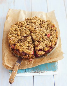 Crumble prunes cannelle pour 6 personnes - Recettes - Elle à Table