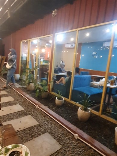 Hai #sobatanimo Nah Sobat Animo, Kalian yang belum Reservasi dan nyobain menu Spesial Ramadhan buruan chat Minca yah 😉 Jangan sampai Full Booking Teman 🤝 BUKA SETIAP HARI Senin - Minggu, 15:00 - 23:00 Untuk Pemesanan & Reservasi Hubungi 👇 Animo Cafe and Resto ☎️ 0821-2093-9977 📍 TKD Modong Kav. 28 - 29 RT.04 RW.01 Ds.Modong Kec.Tulangan, Sidoarjo . #kulinersidoarjo #sidoarjohits #sidoarjokulinery #sidoarjokeren