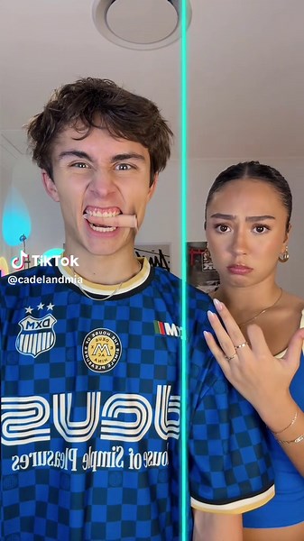 Time Warp Filter Effect for Couples