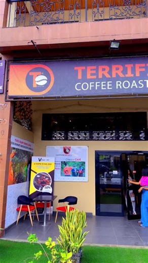 Cynthia sim’s🤍 (@cynthia.sims) - Merci pour l’accueil tonton @Thierry Djanga au @Terrific Coffee 🥰🥰@Biscuit☠️Russe☠️PDG☠️BR_Agency #cynthiasims @Biscuit☠️Russe☠️PDG☠️BR_Agency @Thierry Djanga @Terrific Coffee