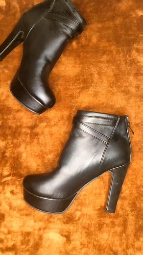 ladies boot available in stock 🖤 41 size.. | Bags and Shoes