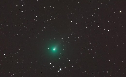 7.8K views · 347 reactions | A timelapse of Comet C/2019 Y4 ATLAS taken over almost 2 hours on 25/03/20. It is heading closer to Earth and hopefully will become a naked eye comet in the next few weeks! Timelapse by Dan Monk | Kielder Observatory | Facebook