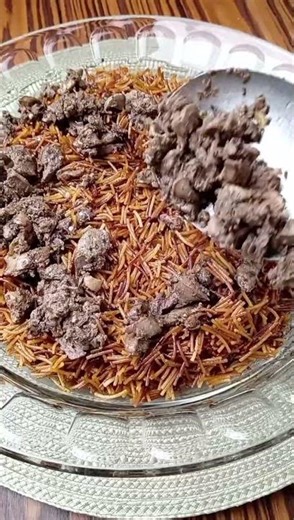 شعرية بالخلطة والمكسرات Mixed nuts liver vermicelli @Tokka.shaker