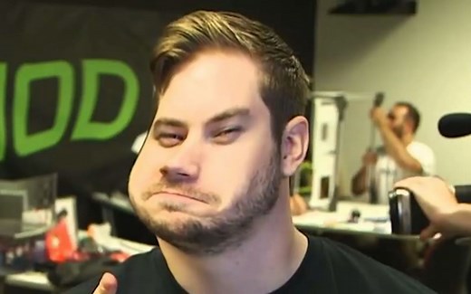 Linus Tech Tips - Drop it