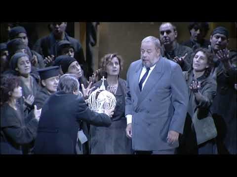 Boris Godunov - A Tsar Haunted by Guilt | Willy Decker's Striking Production