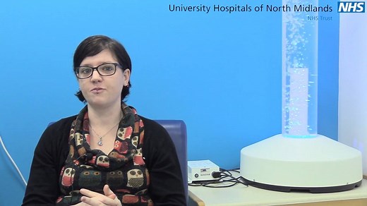 🎥 100,000 Genomes Project - Patient story Stoke-on-Trent mum Rhiannon Craggs is hoping that taking part in a pioneering NHS project at University Hospitals of North Midlands will provide some answers about the mystery health issues faced by her young children. #UHNM Genomics Ambassador, Dr Christopher Clowes, also provides an introduction and overview to the project and potential benefits it may bring to patients. Watch our video and read the article to find out more ➡️ http://www.uhnm.nhs.uk/n