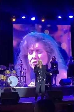 Estela Nuñez live!