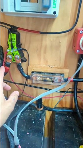 Battery Isolation Manager Overview LI-BIM 225 #vanlife #vanbuild https://amzn.to/3WWPprR