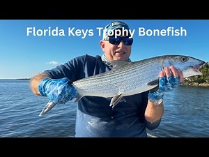 Massive Bonefish Makes Explosive 100+ Yard Run - You Won't Believe This #fishing