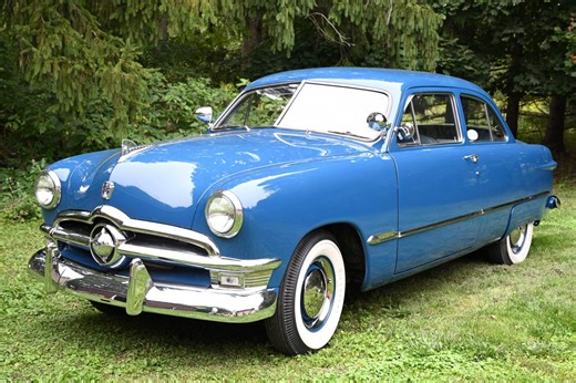 1950 Ford Custom Deluxe Tudor Sedan 3-Speed