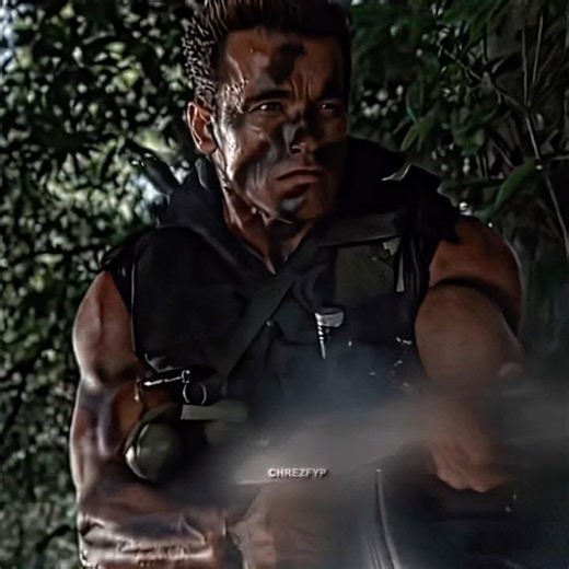RAMBO VS COMMANDO 👀 | ARNOLD SCHWARZENEGGER EDIT | #shorts