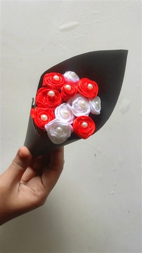 Handmade Flower Mini Bouquet 💐🌸 #diy #handmade #giftideas #shorts