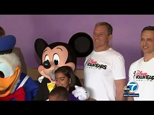 Mickey Mouse visits sick kids at Children's Hospital LA under Disney's $100M plan | ABC7
