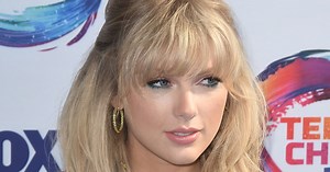 Taylor Swift shouts out Bruce Springsteen, hometown of Reading on new song 'London Boy'