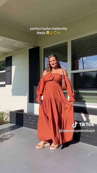 Perfect Boho Maternity Dress for Summer Styles