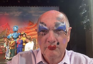 Simple tips to become a pantomime dame