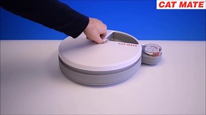 Watch Cat Mate C50 Automatic Pet Feeder on Amazon Live