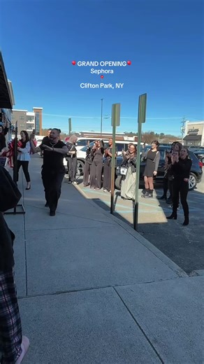 There probably ended up being 50 people in line! But I was one of the first 10 and got there at 9:30. I'm so so happy @SEPHORA that have such a beautiful newly stocked store so close!!! BUT I did not expect to get yelled at by whoever was working at game stop this morning, she literally cursed us out while we were waiting. Like I'm sorry what?!!! But other than that it was such a fun experience and the STAFF IS SO SWEET. Love them ☺️ #sephora #grandopening #518 #upstateny #momsoftiktok