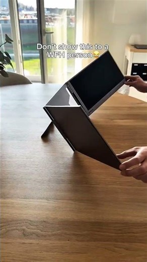 This portable triple monitor is a productivity game changer #shorts #laptopsetup #techgadgets