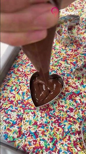 How to Make Cupcake Toppers #cupcakes #toppers #tasty