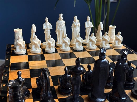 Vintage Soviet Chess Set Medieval Knights Horse Pieces USSR 1970s 1980s Bakelite Style Board Collectible Gift - Etsy