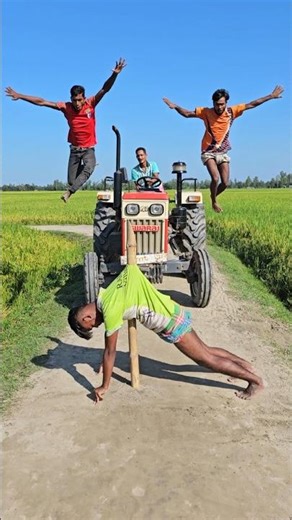 The situation in front of the tractor is the same.