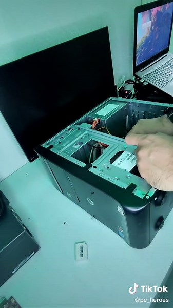 Diagnóstico y Solución para Computadora que No Enciende