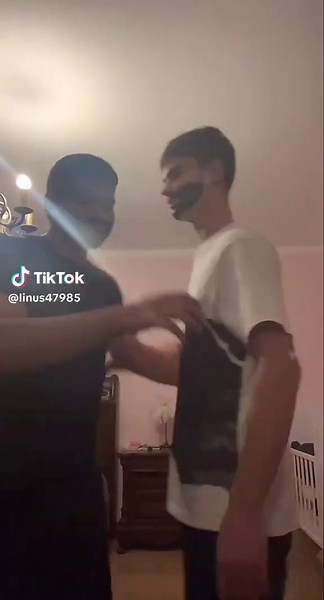 Video's van linus? (@linus47985) met оригинальный звук - linus?