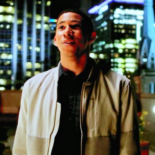 Wally meets The Flash #theflash #barryallen #wallywest #shorts