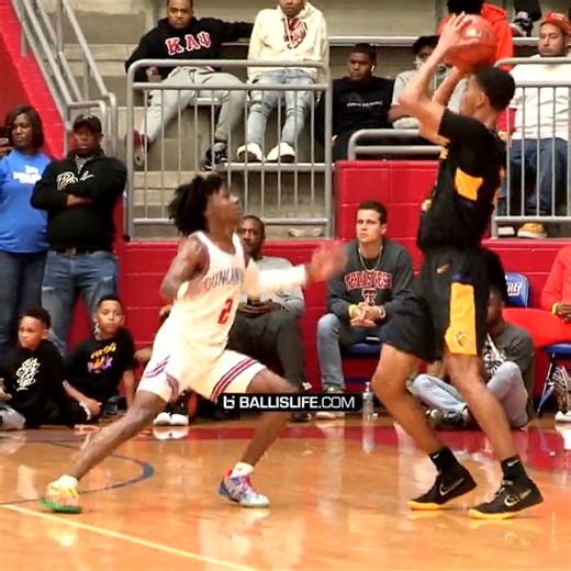 Good ball movement is 🔑 to easier offense | Ballislife