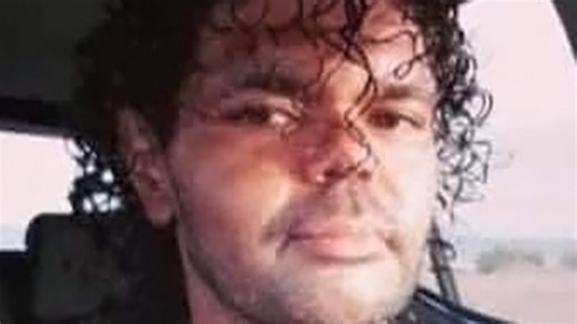 Inside Terence Darrell Kelly's house of dolls (9 News)